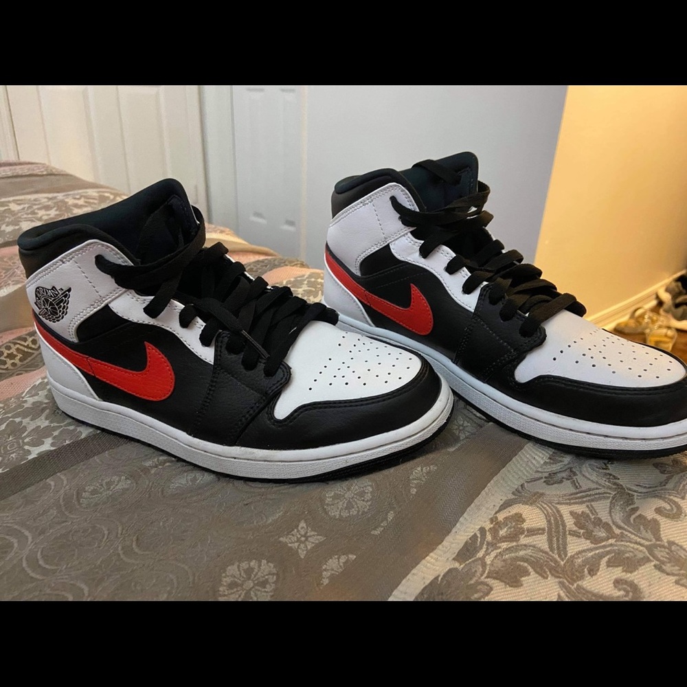 Air Jordan 1